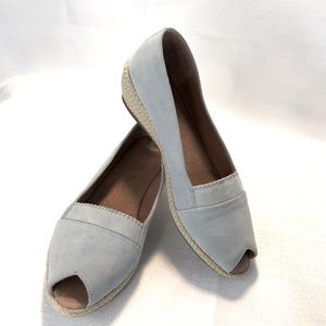 Gentle Souls Lissa Ruffle A-line leather  wedges